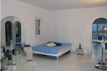 Croatia Privát Štikovica, Exterior